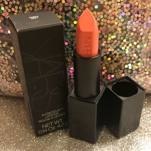 BNIB! NARS Audacious Lipstick in Daria! 💋